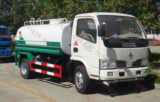 東風(fēng)小卡灑水車